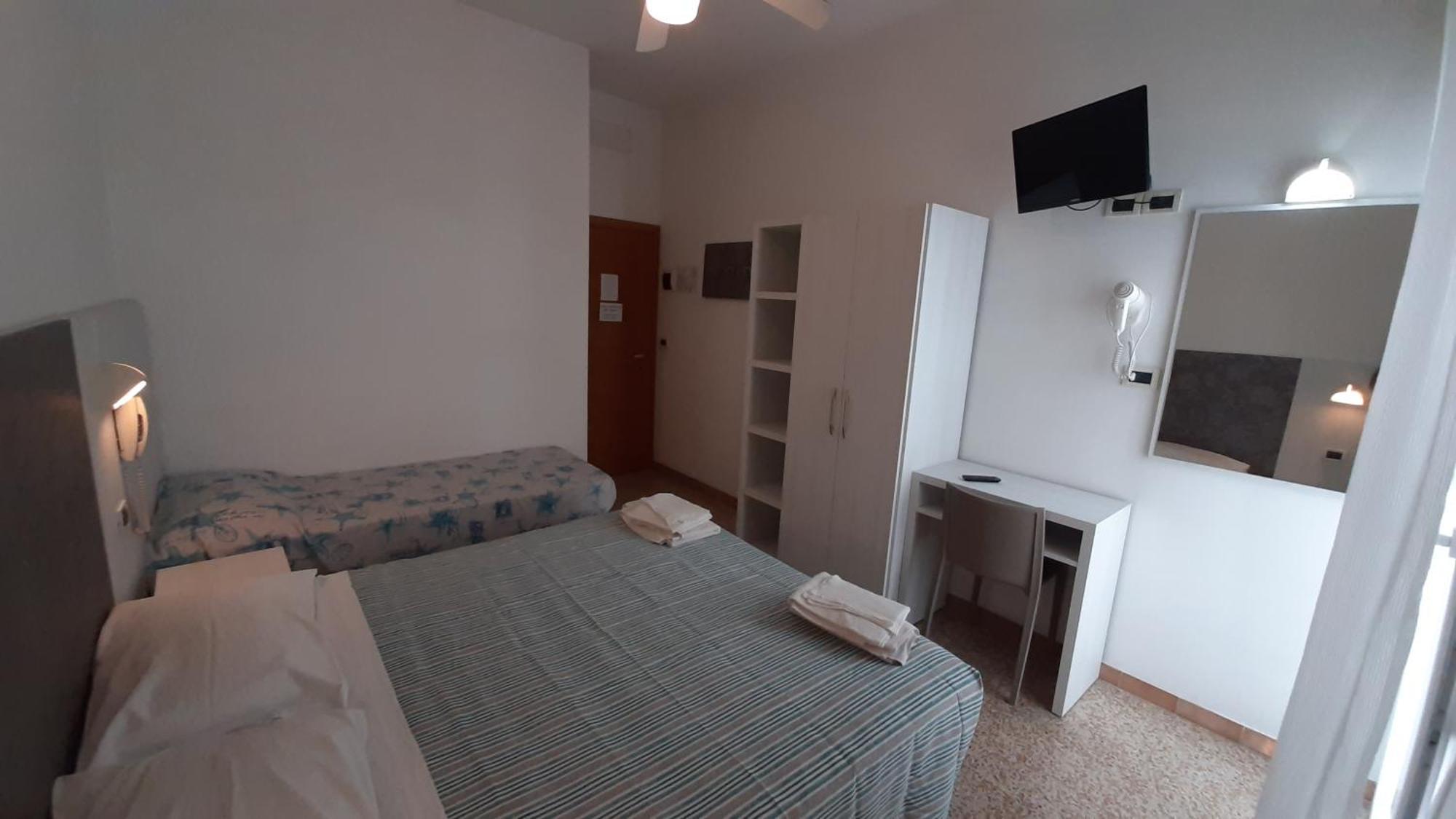 Hotel Luana Ρίμινι Εξωτερικό φωτογραφία