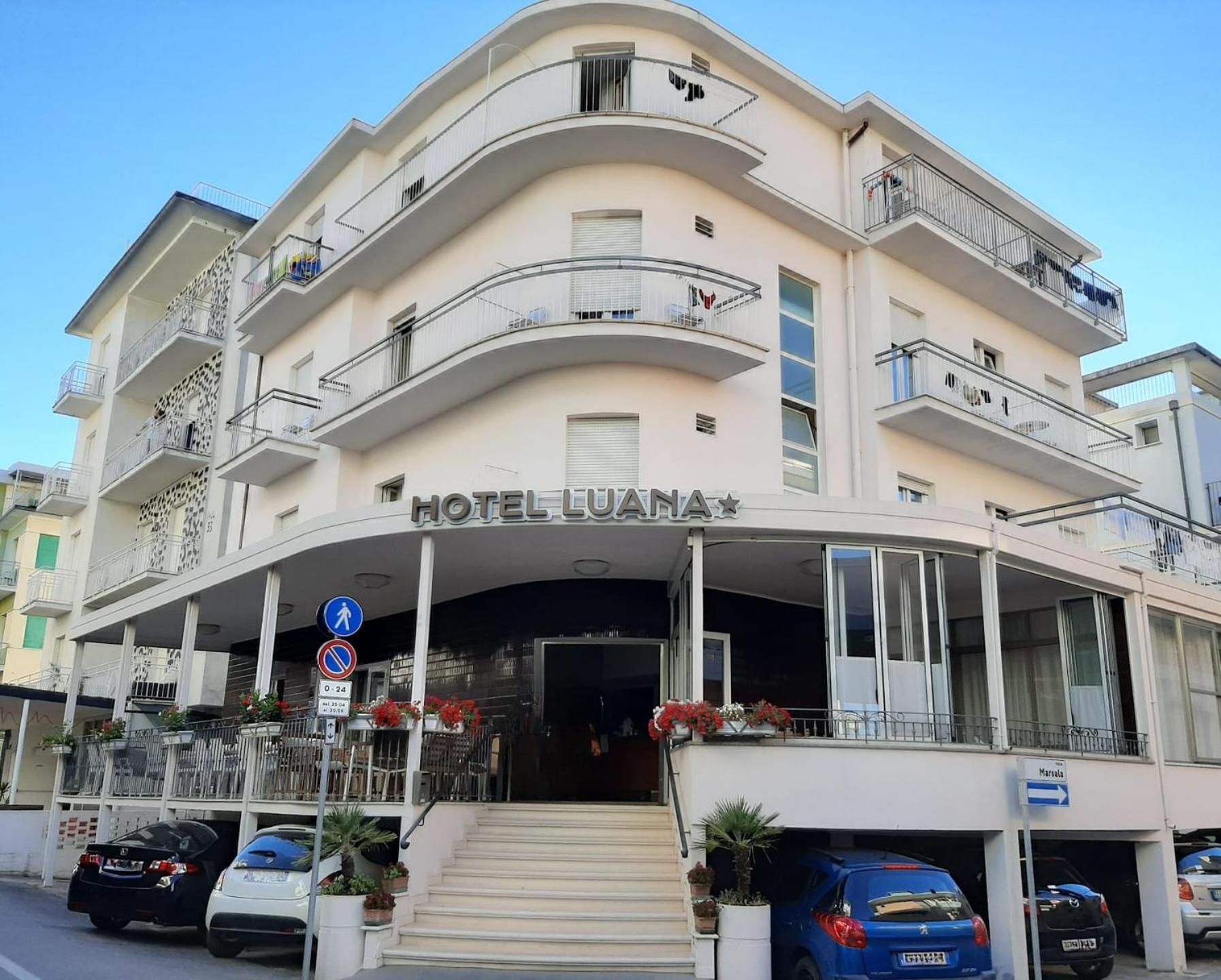 Hotel Luana Ρίμινι Εξωτερικό φωτογραφία